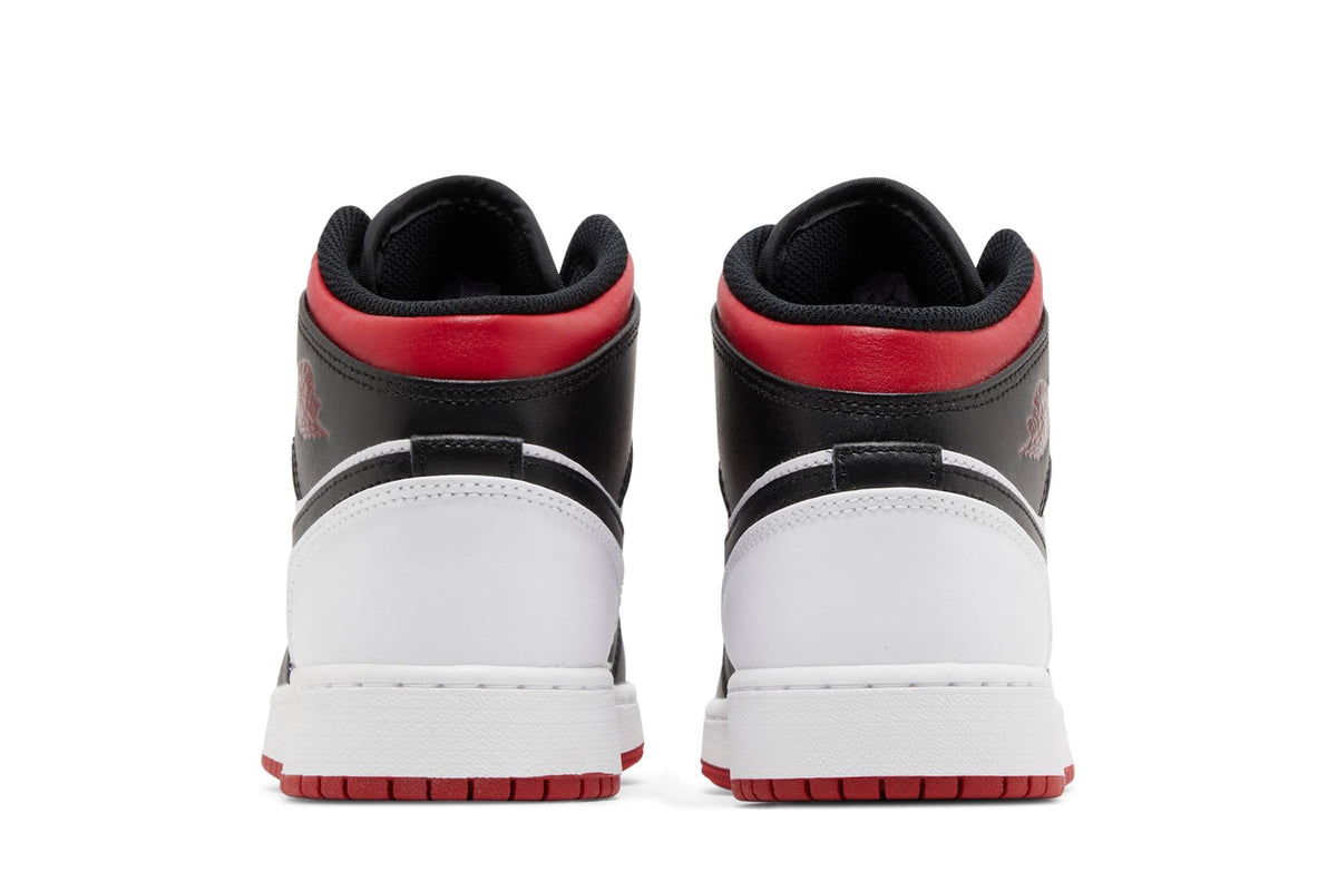 ( Grade School ) Air Jordan 1 Mid Gym Red Black Toe DQ8423-106