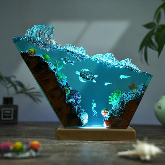 Sea Turtle and Scuba Diver Resin Wood Ocean Night Light, Handmade Epoxy Diorama Table Lamp, Christmas Gift Home Decor