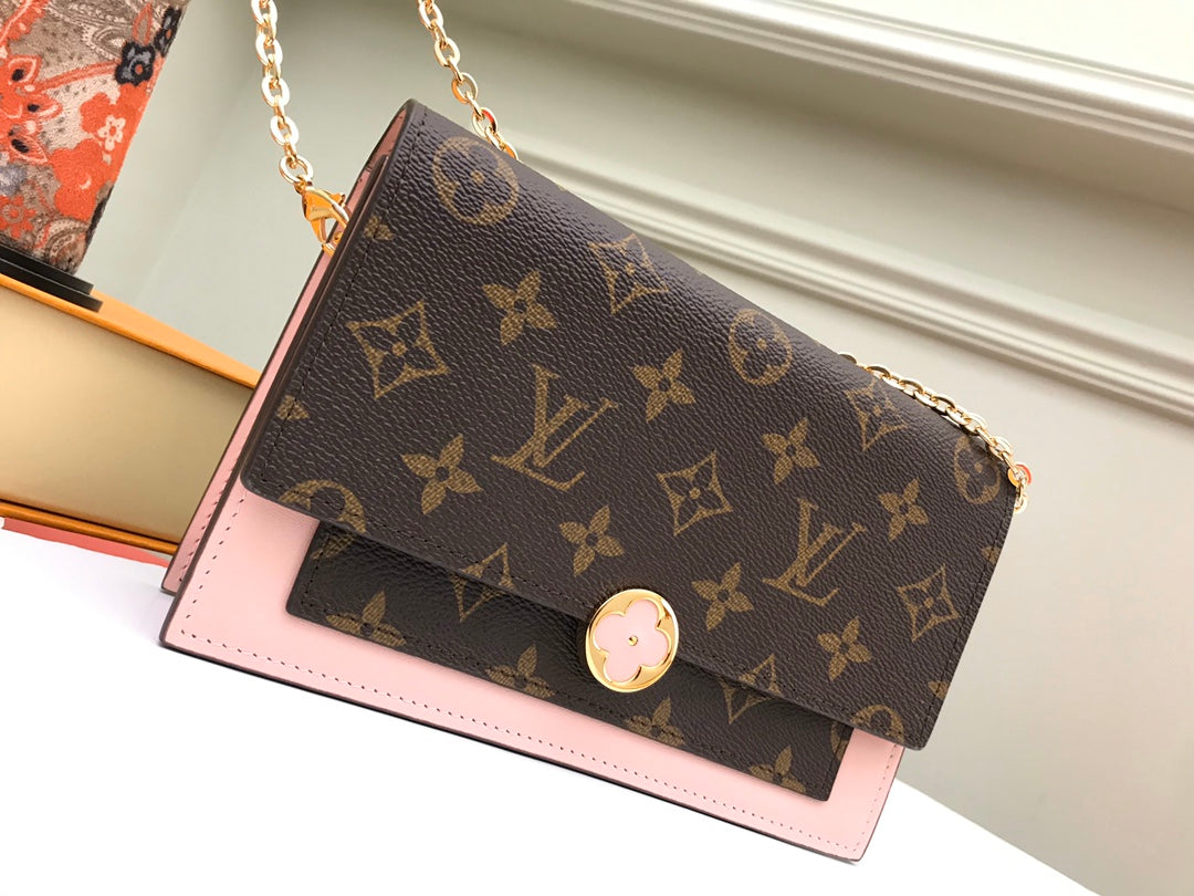 Louis Vuitton Elegant Monogram Canvas Chain Crossbody Bag with Pink Leather Trim