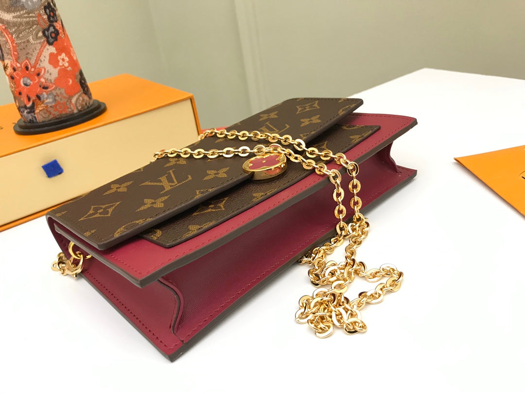 Louis Vuitton Pallas Clutch Monogram Canvas and Pivoine Pink Leather