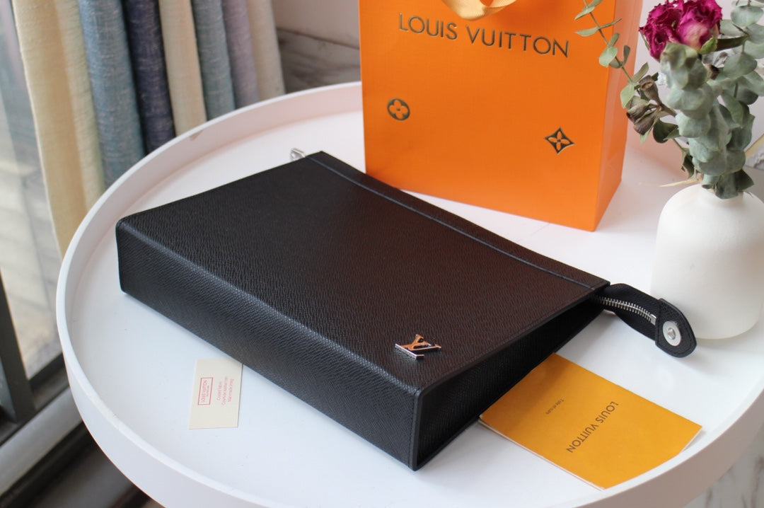 Louis Vuitton Black Taiga Leather Poche Voyage Pouch Clutch MM