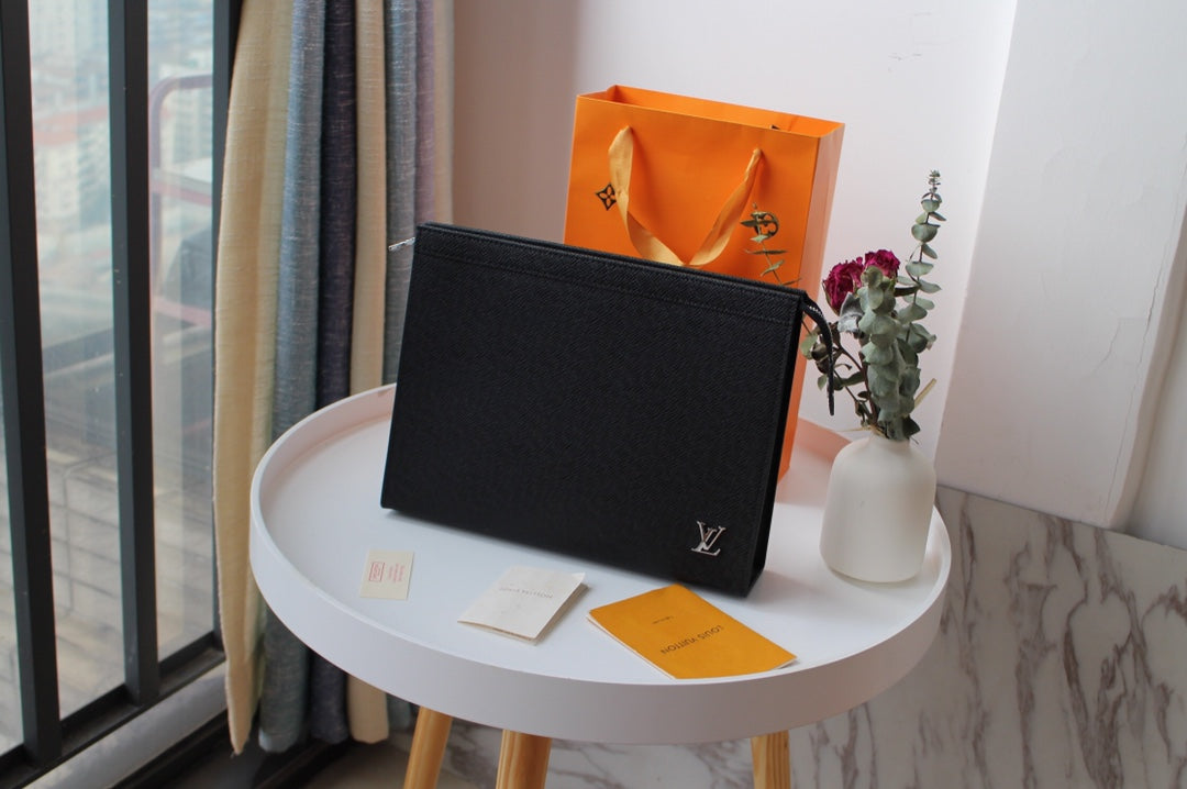 Louis Vuitton Black Taiga Leather Poche Voyage Pouch Clutch MM