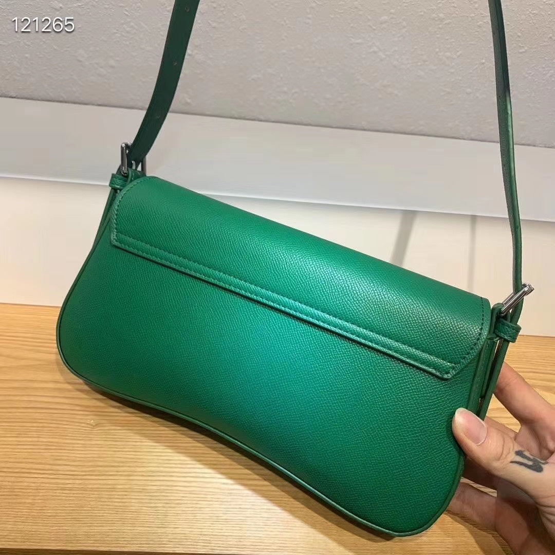Luxury Green Leather Shoulder Bag with Iconic H Buckle - Elegant Women's Flap Handbag