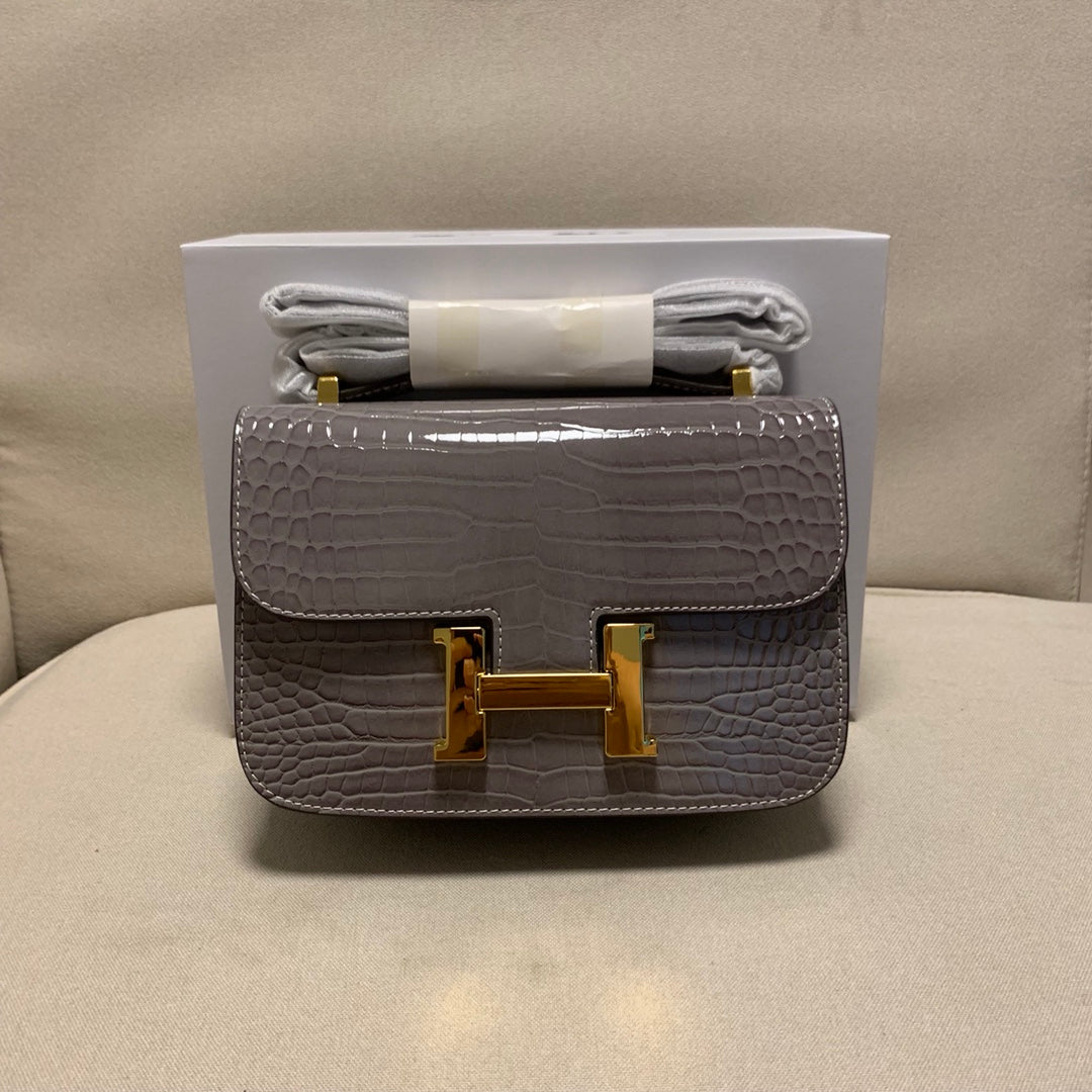 Luxury Grey Crocodile Pattern Handbag with Gold H-Clasp - Elegant Mini Crossbody Bag