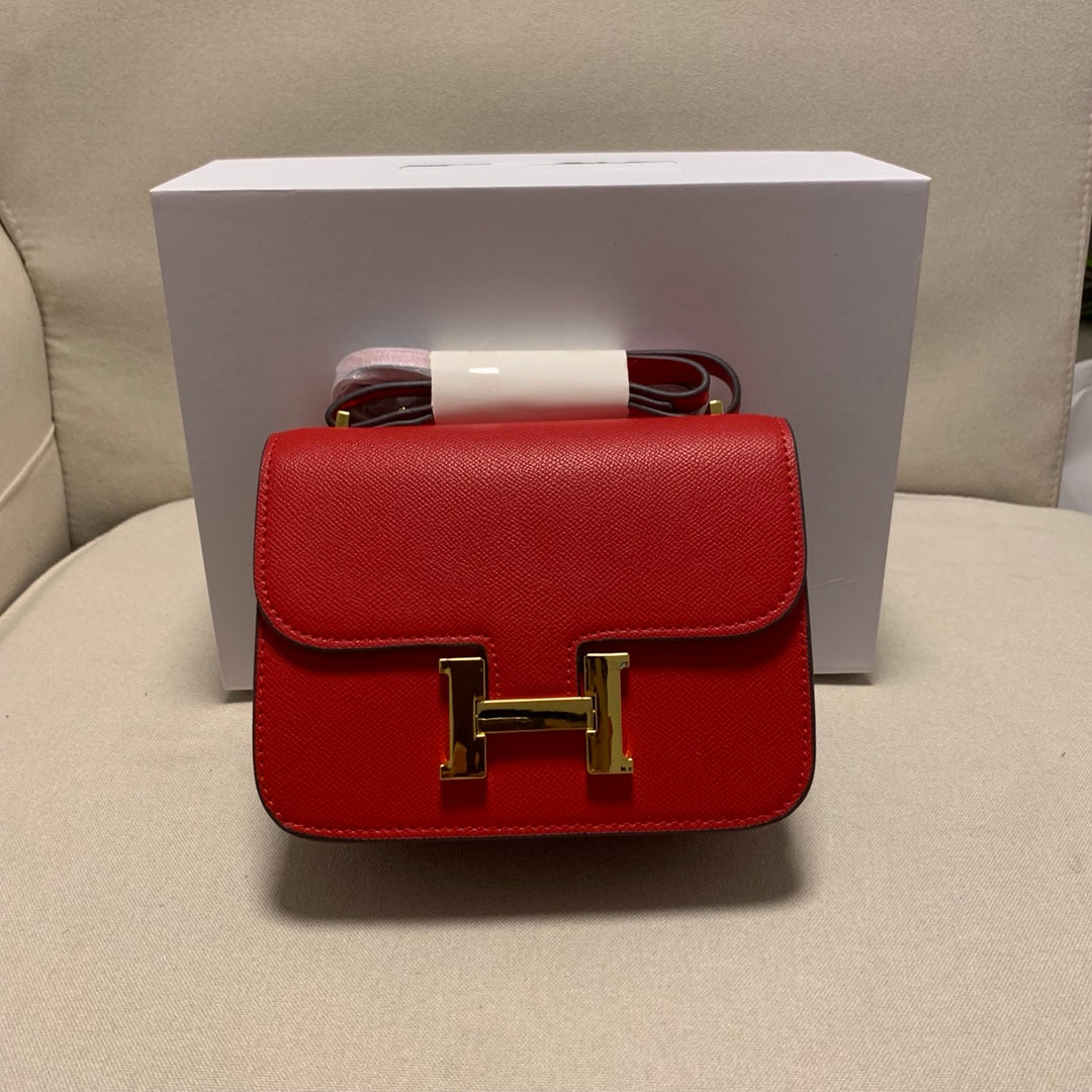Luxury Red Leather Shoulder Bag with Gold H Clasp - Elegant Women's Crossbody Handbag