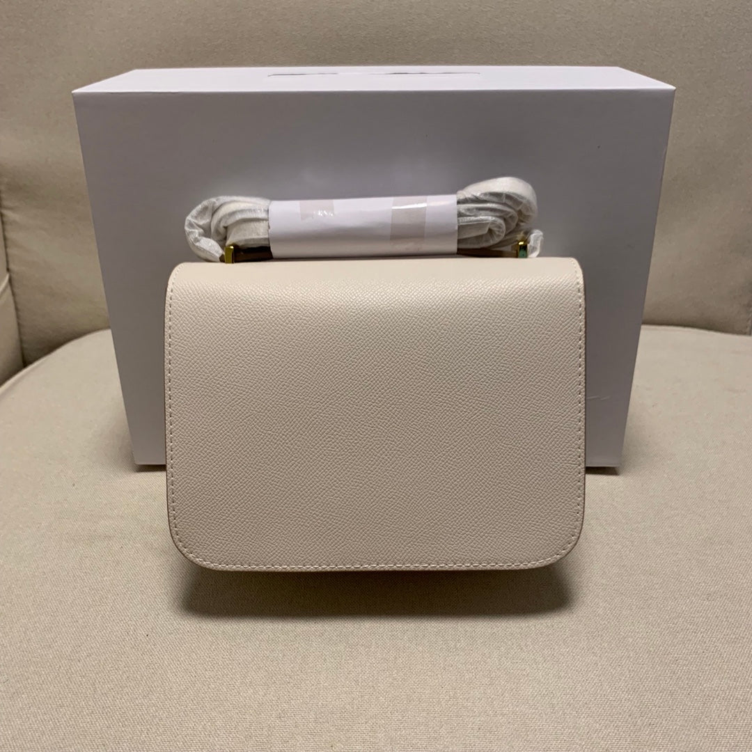 Elegant Cream Shoulder Bag with Gold H Clasp - Luxury Designer Style Crossbody