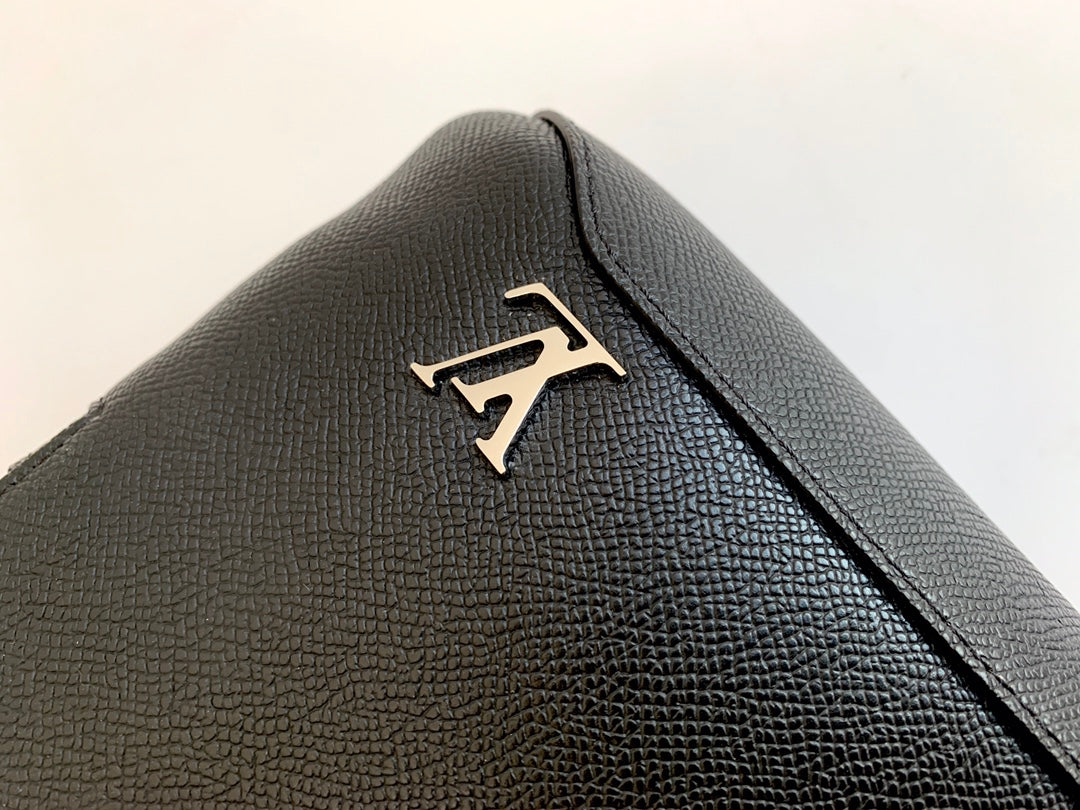 Louis Vuitton Avenue Sling Bag Black Taiga Leather Crossbody
