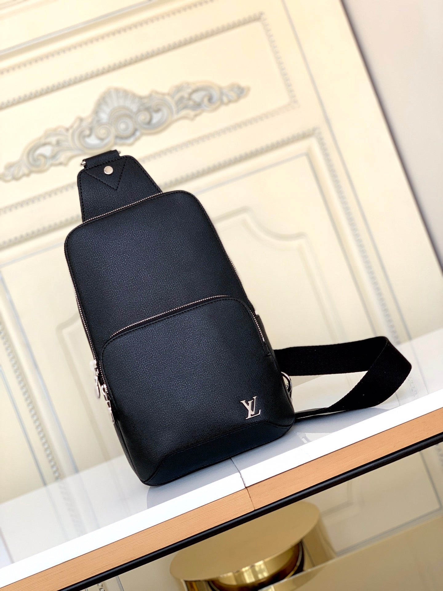 Louis Vuitton Avenue Sling Bag Black Taiga Leather Crossbody