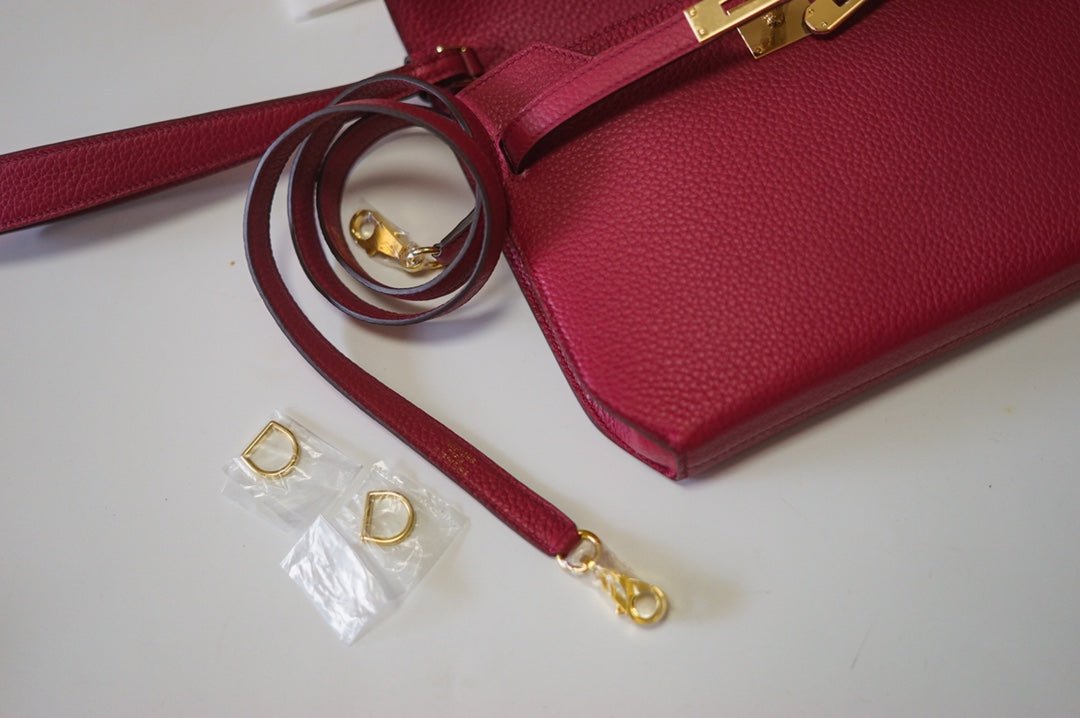 Hermès Kelly Depeche 25 Pouch Epsom Leather Pink with Gold Hardware
