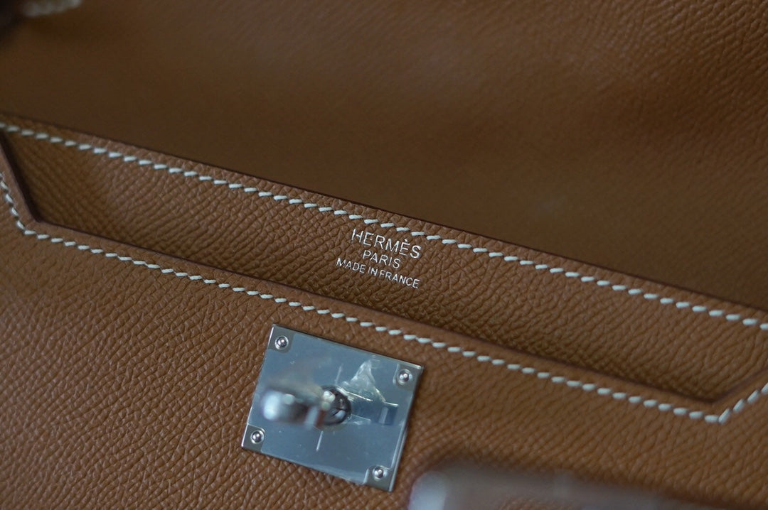 Hermès Kelly Classic Wallet in Gold Epsom Leather with Palladium Hardware
