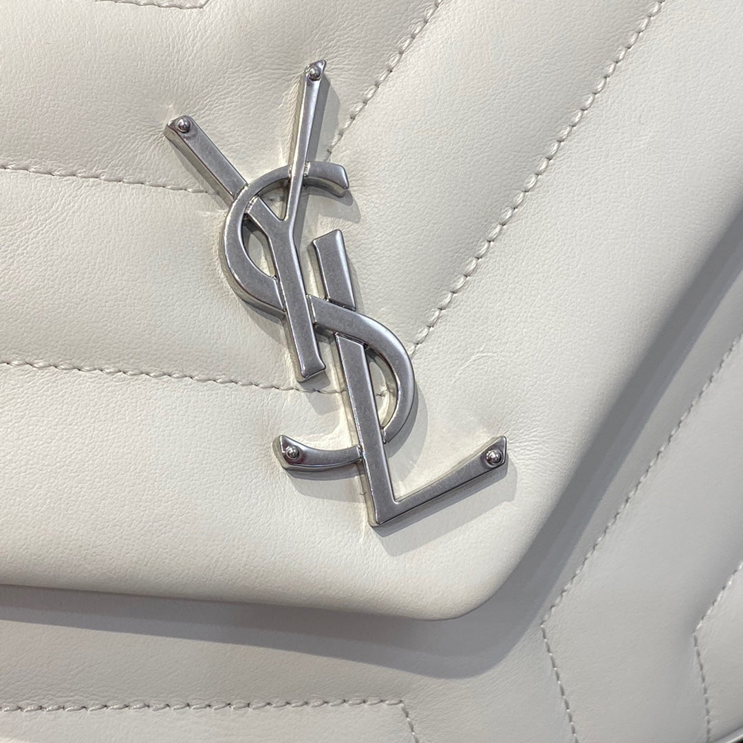 Saint Laurent Loulou Small Shoulder Bag in White Quilted Leather - 23cm