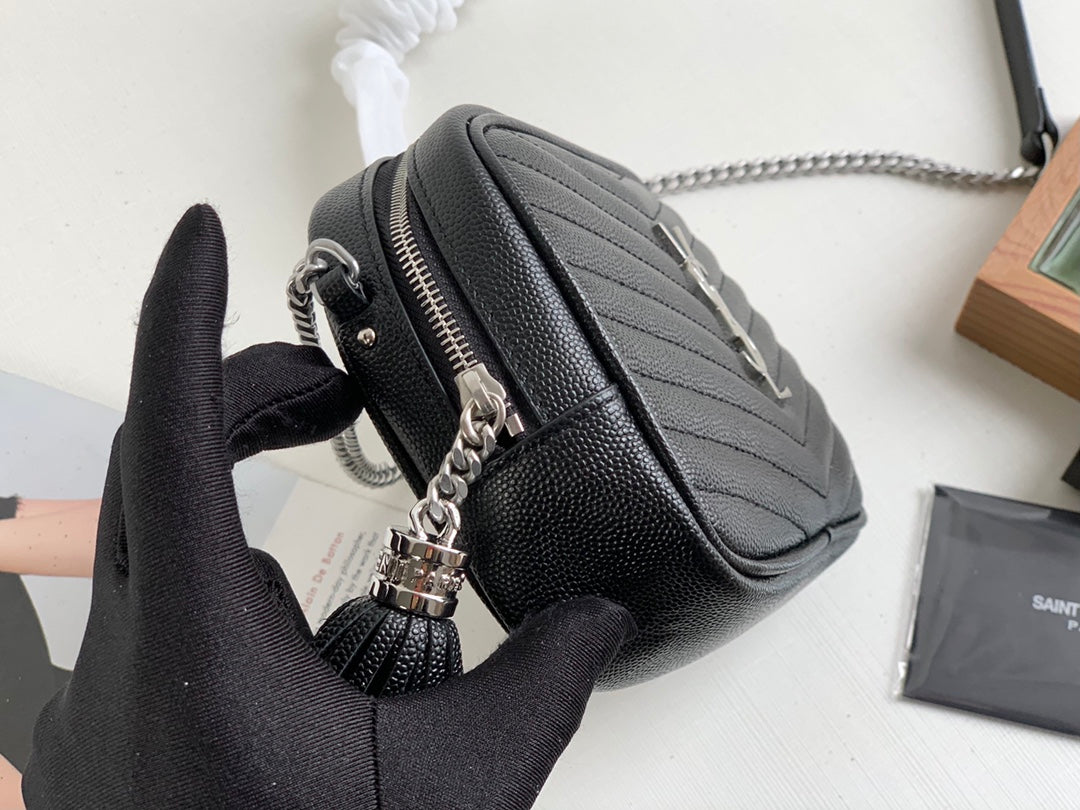 Saint Laurent Lou Camera Bag in Quilted Leather - Black