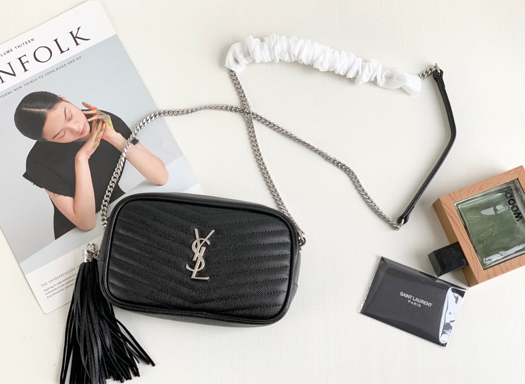 Saint Laurent Lou Camera Bag in Quilted Leather - Black