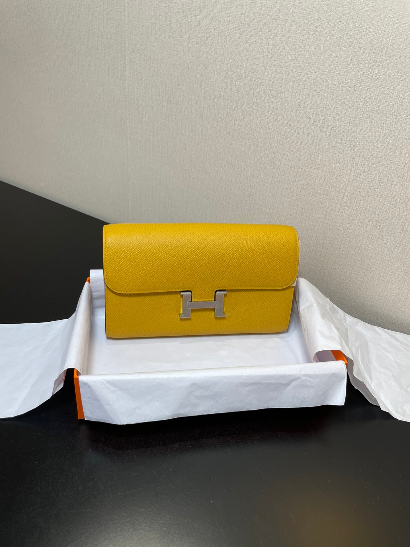 Luxury Designer Style Yellow Leather Clutch Bag with Gold H-Clasp