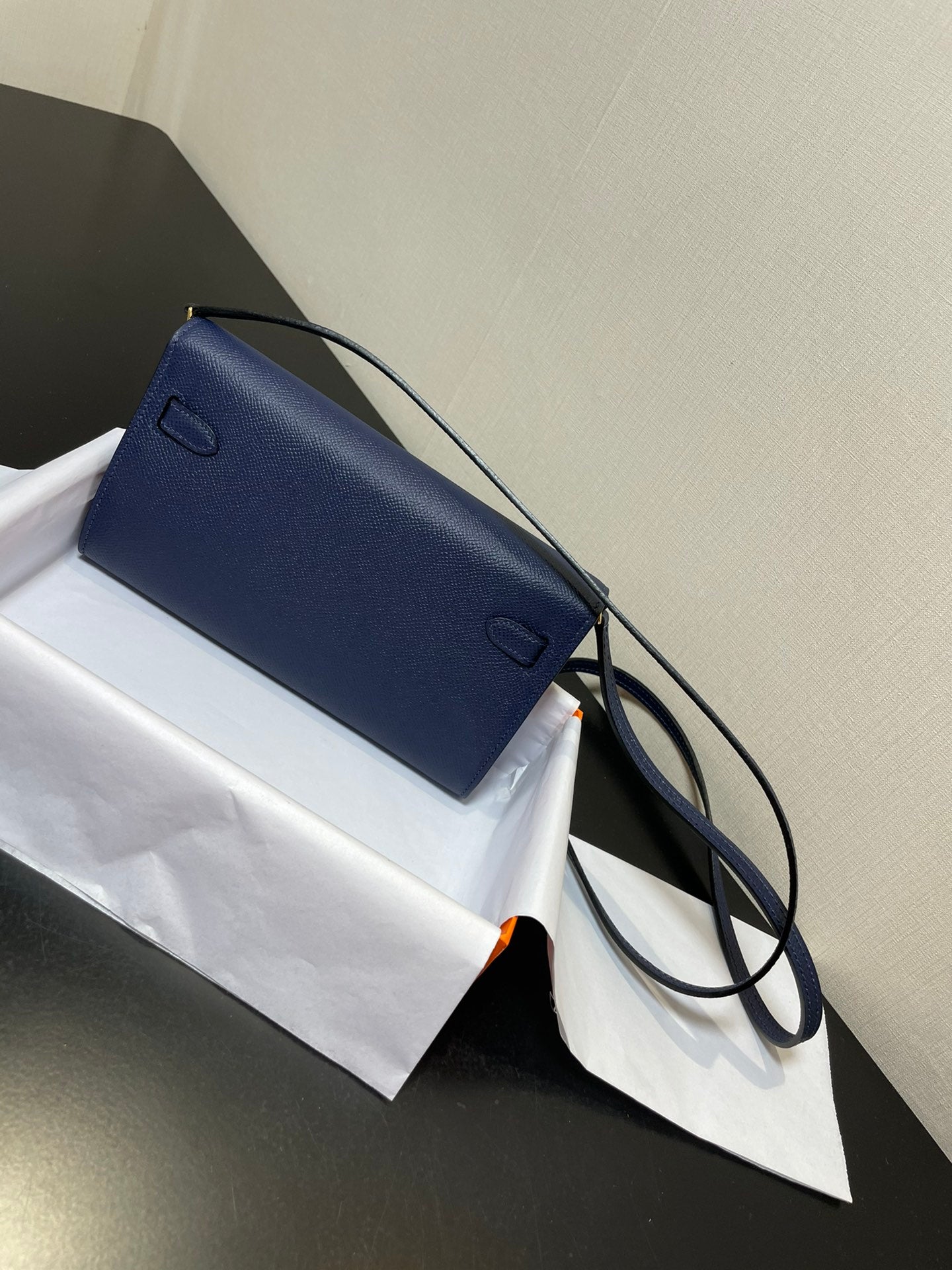 Luxury Two-Tone Blue and Beige Leather Wallet - Elegant Foldover Clutch with Gold Clasp