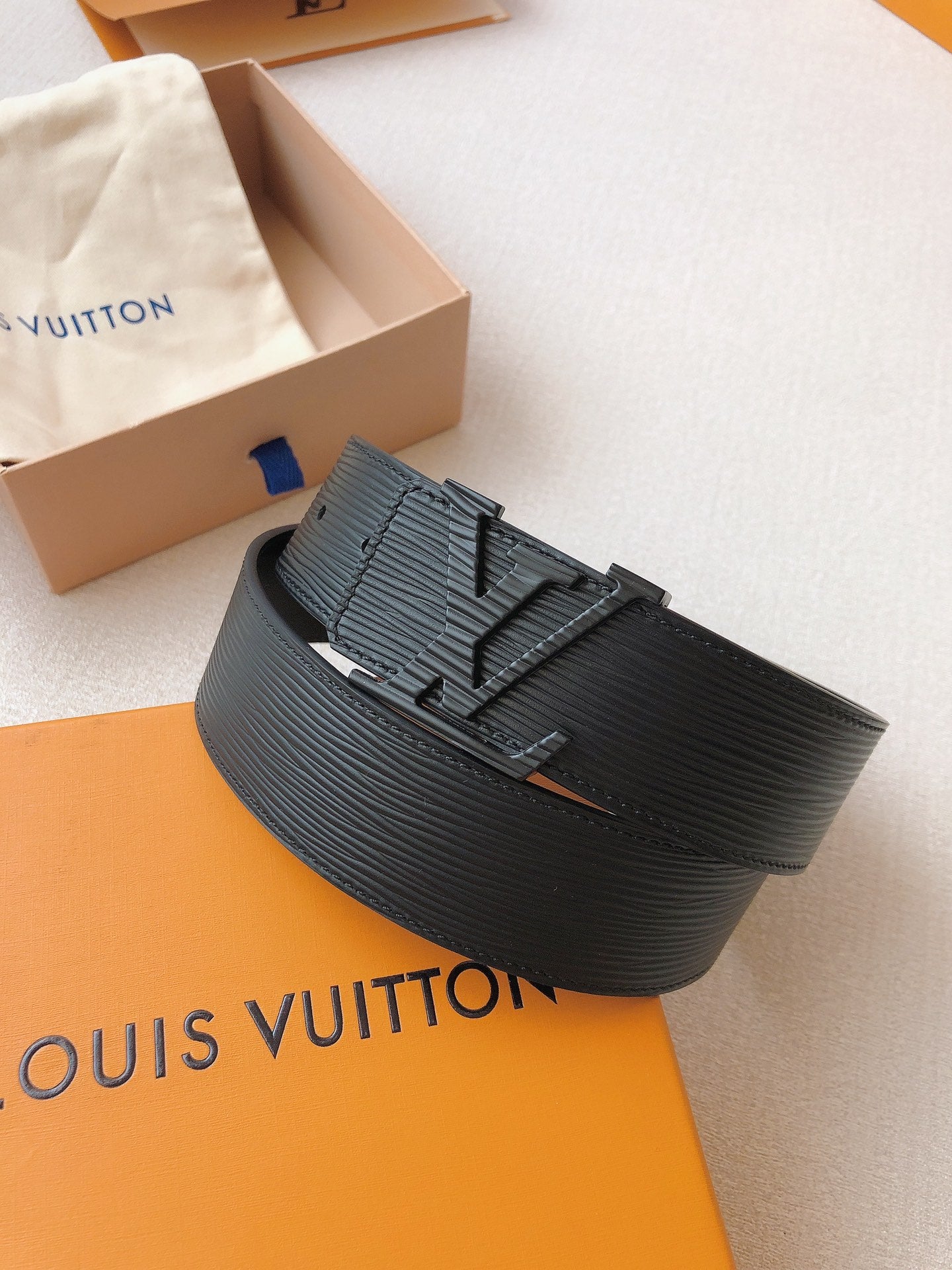 Louis Vuitton LV Initial 40mm Belt, Black Epi Leather with Textured Matte LV Buckle