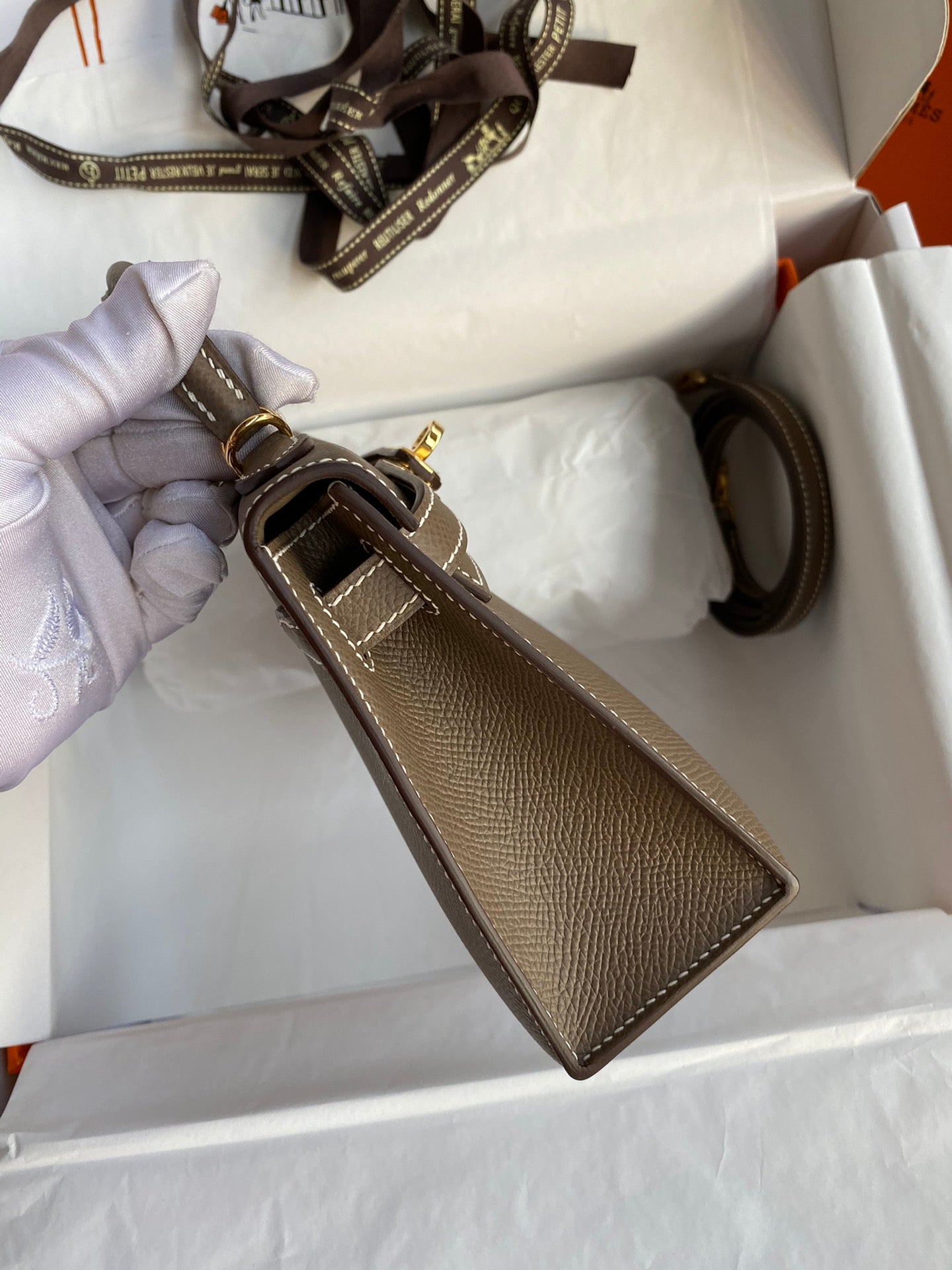 Hermès Mini Kelly II 20 Sellier Epsom Etoupe Gold Hardware Handbag