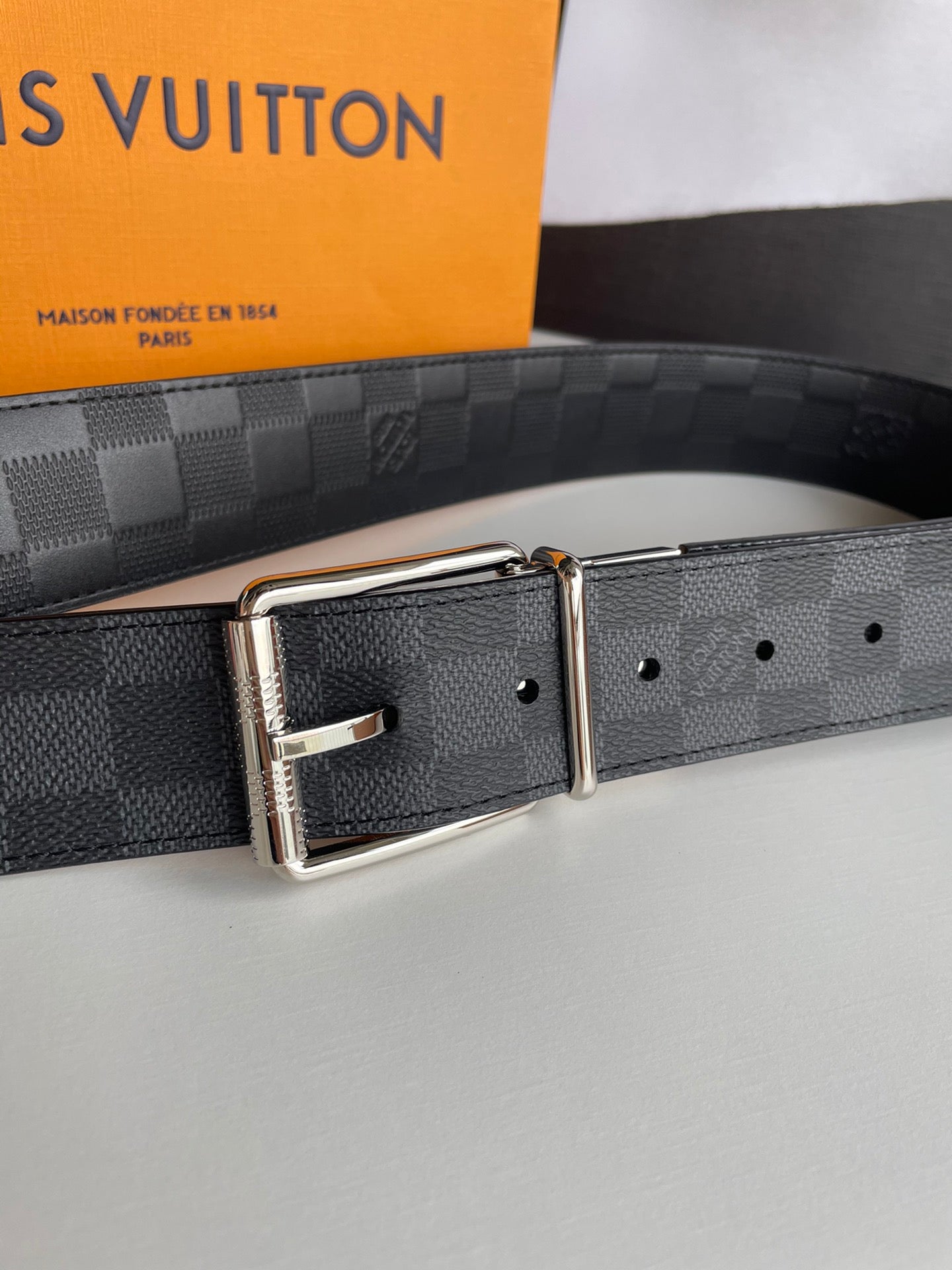 Louis Vuitton Men's Damier Cobalt Canvas Belt with Silver-Tone Buckle, Blue/Black Checkered Pattern Designer Luxury Accessory