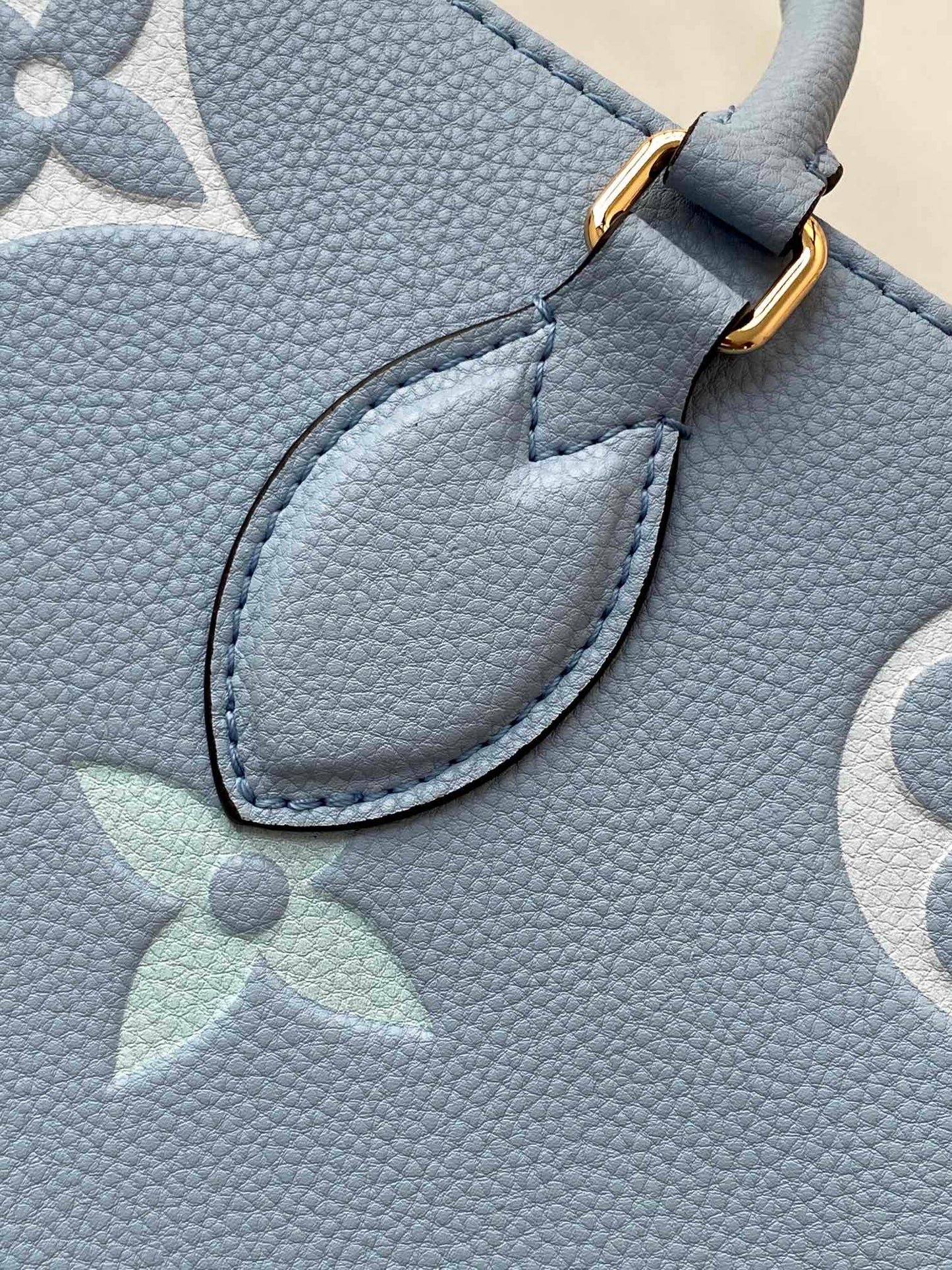 Louis Vuitton OnTheGo MM Monogram Empreinte Leather Tote Bag - Light Blue