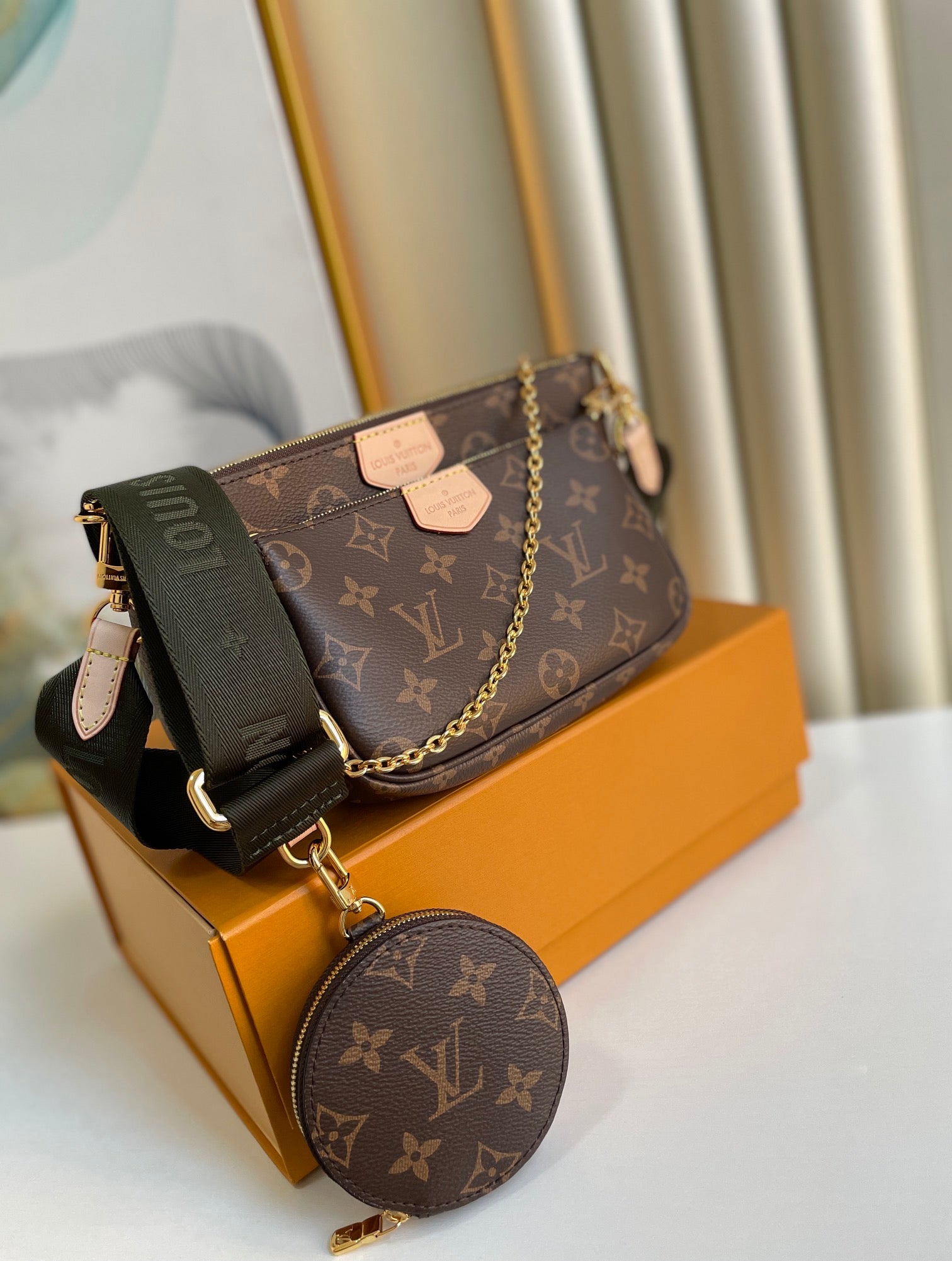 Louis Vuitton Multi Pochette Accessoires Monogram Canvas Brown Crossbody Bag