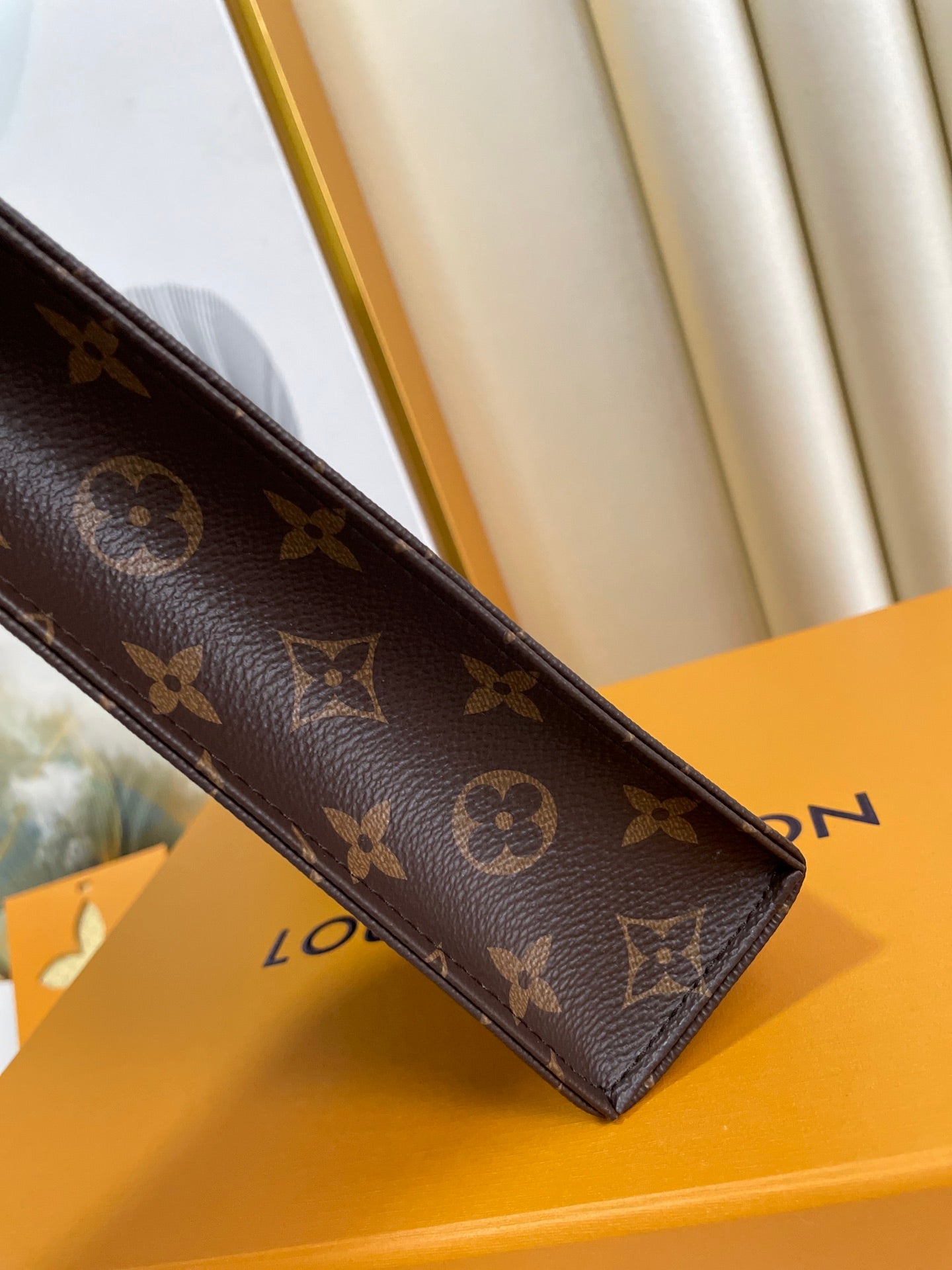 Louis Vuitton Monogram Toiletry Pouch 26 - Brown Canvas Cosmetic Bag