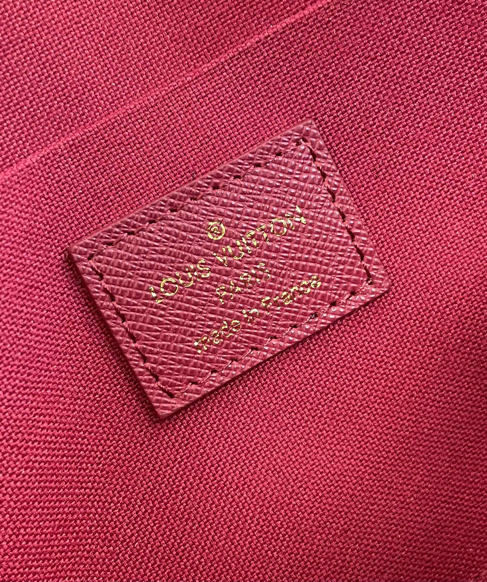 Elegant Monogram Canvas Chain Crossbody Bag for Women