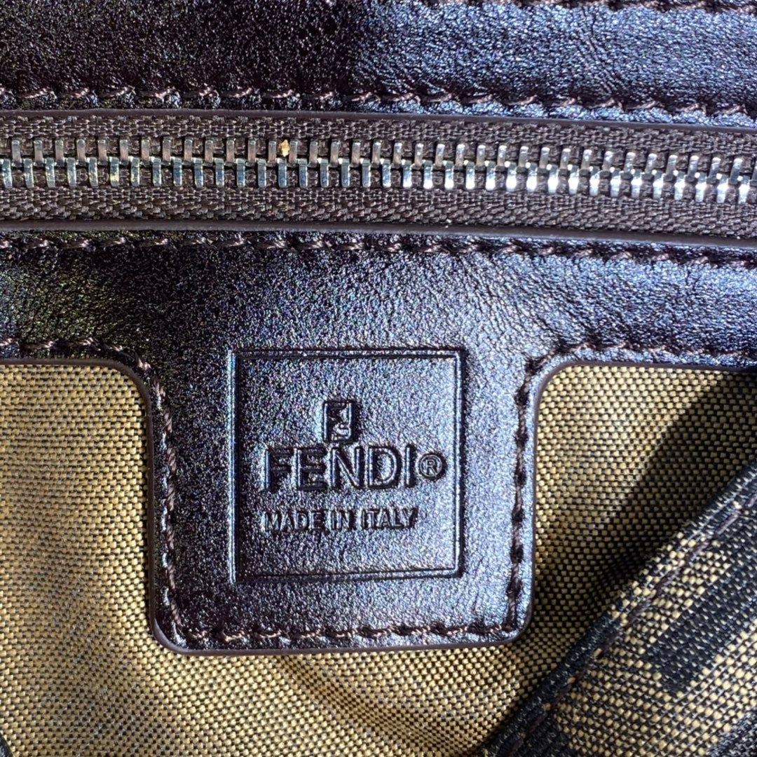 Fendi Baguette FF Monogram Fabric Shoulder Bag - Brown Tobacco