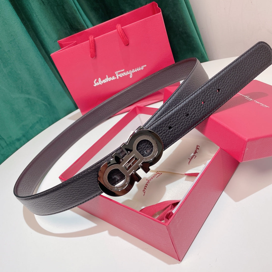 Salvatore Ferragamo Men's Gancini Reversible Belt in Black Pebbled Leather with Gunmetal Buckle