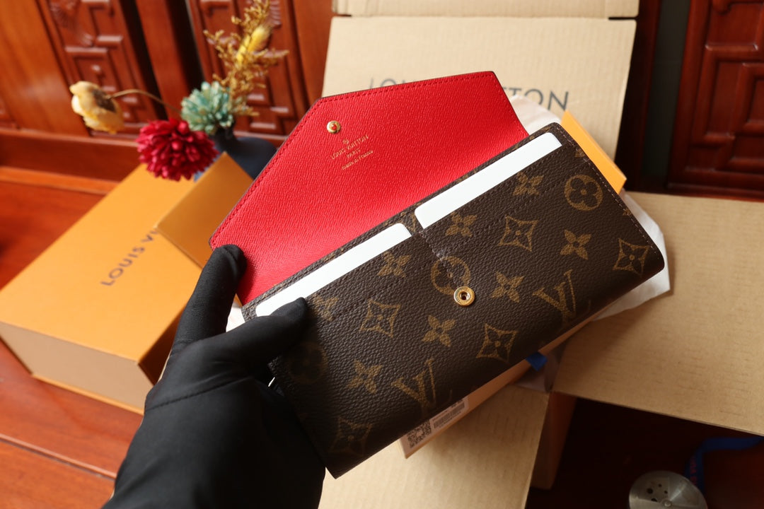 Louis Vuitton Monogram Sarah Wallet Brown