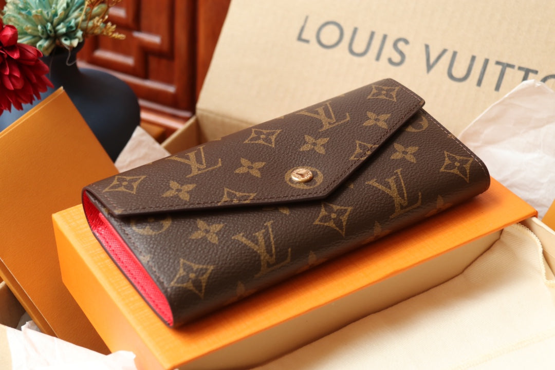 Louis Vuitton Monogram Sarah Wallet Brown