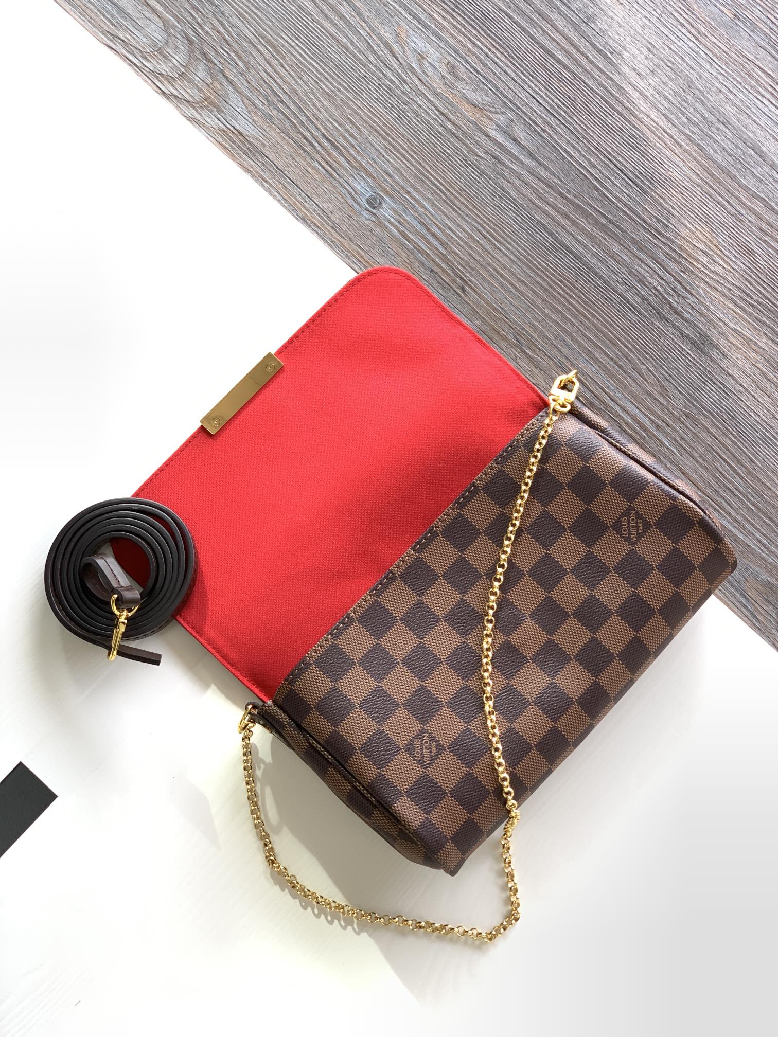 Louis Vuitton Favorite MM Damier Ebene Crossbody Bag