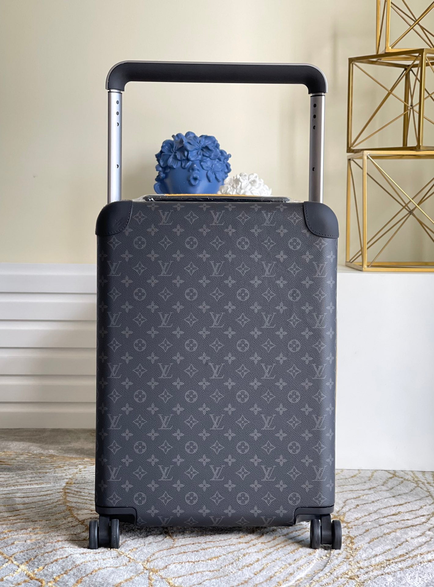 Modern Black Monogram Print Hardshell Carry-On Spinner Suitcase