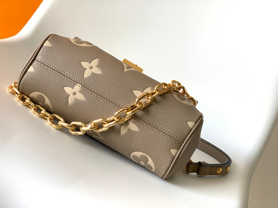 Louis Vuitton Easy Pouch On Strap Monogram Empreinte Leather - Turtledove