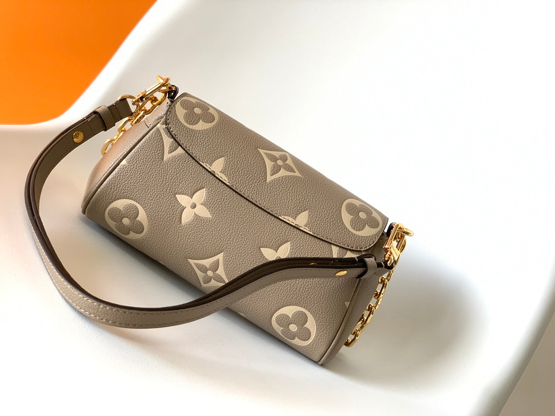 Louis Vuitton Easy Pouch On Strap Monogram Empreinte Leather - Turtledove