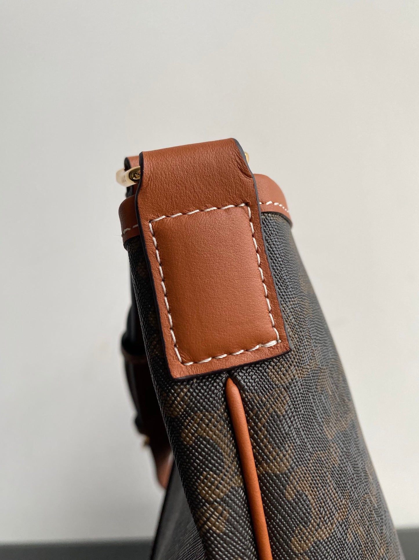 Vintage Monogram Bucket Bag with Tan Leather Trim - Brown Crossbody Shoulder Bag