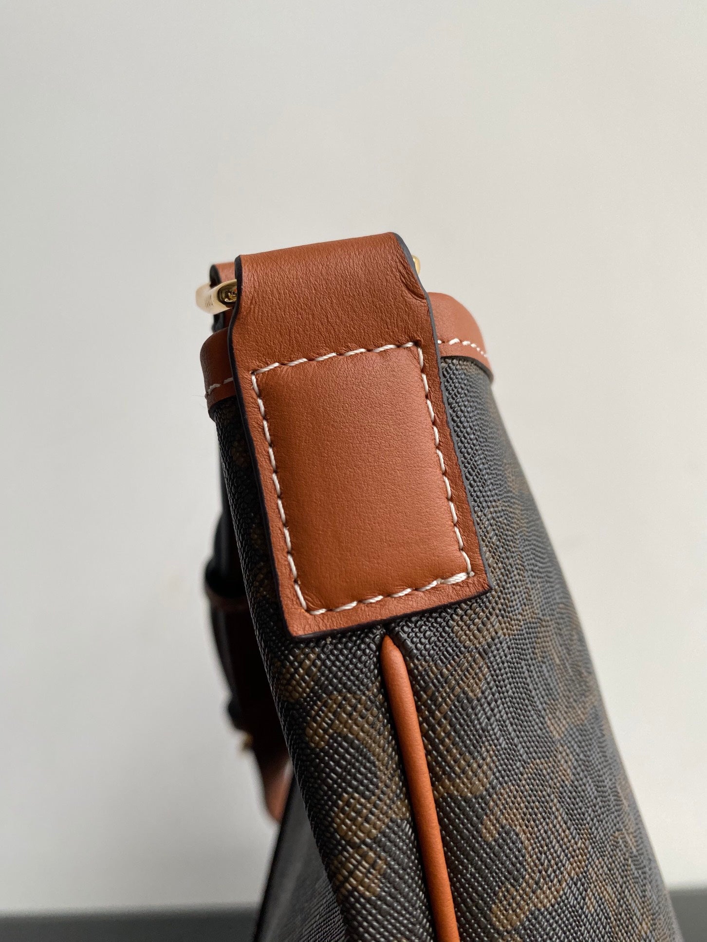 Vintage Monogram Bucket Bag with Tan Leather Trim - Brown Crossbody Shoulder Bag