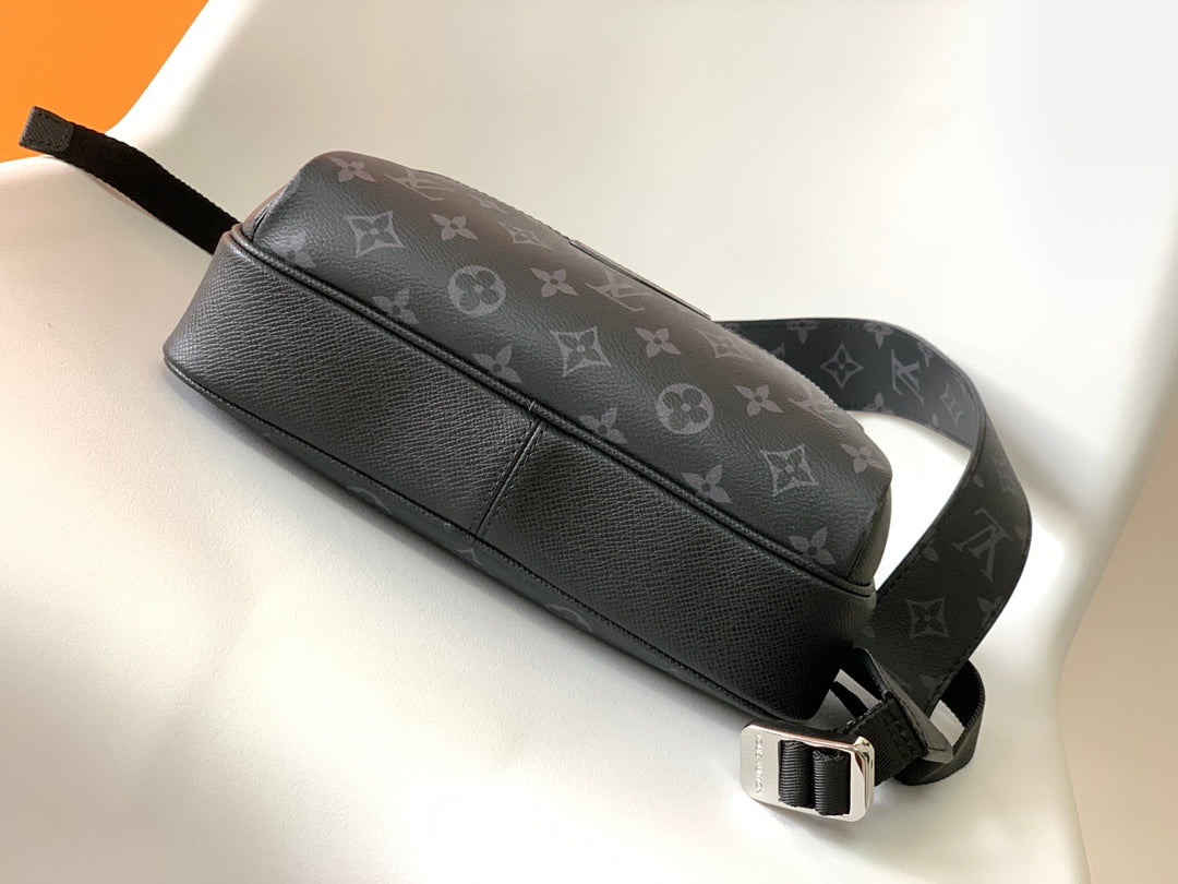 Louis Vuitton Luxury Black Monogram Canvas Crossbody Messenger Bag for Men