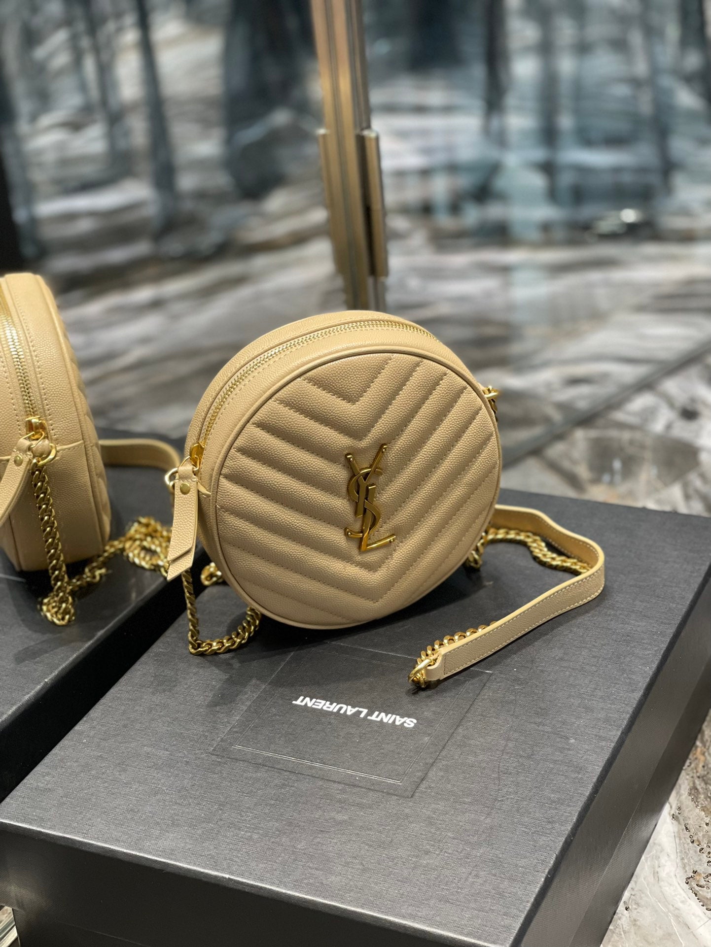 Saint Laurent Vinyle Round Camera Bag in Matelassé Chevron Leather - Beige/Gold