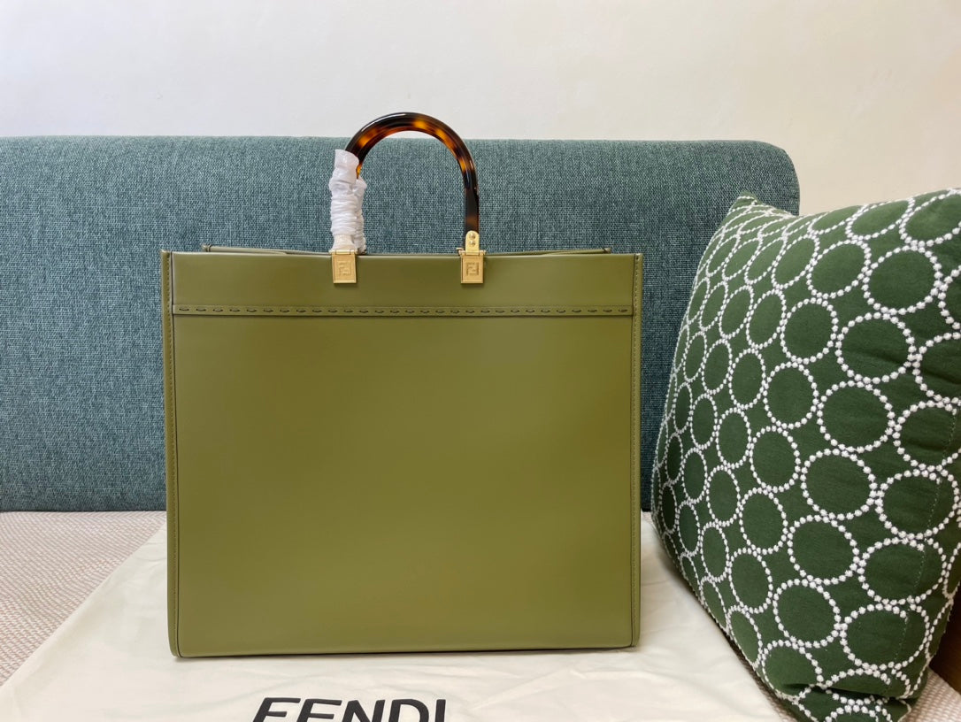Fendi Sunshine Medium Leather Tote Bag - Olive Green