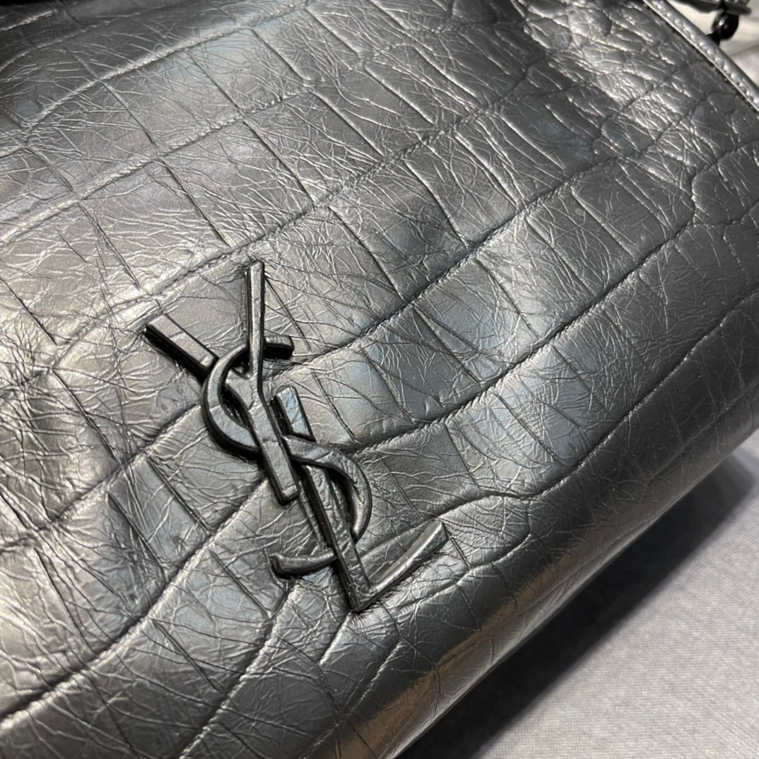 Saint Laurent Niki Medium Shoulder Bag in Crinkled Vintage Leather - Black