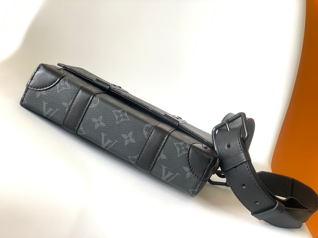 Louis Vuitton Trunk Messenger Bag Monogram Eclipse Canvas Black