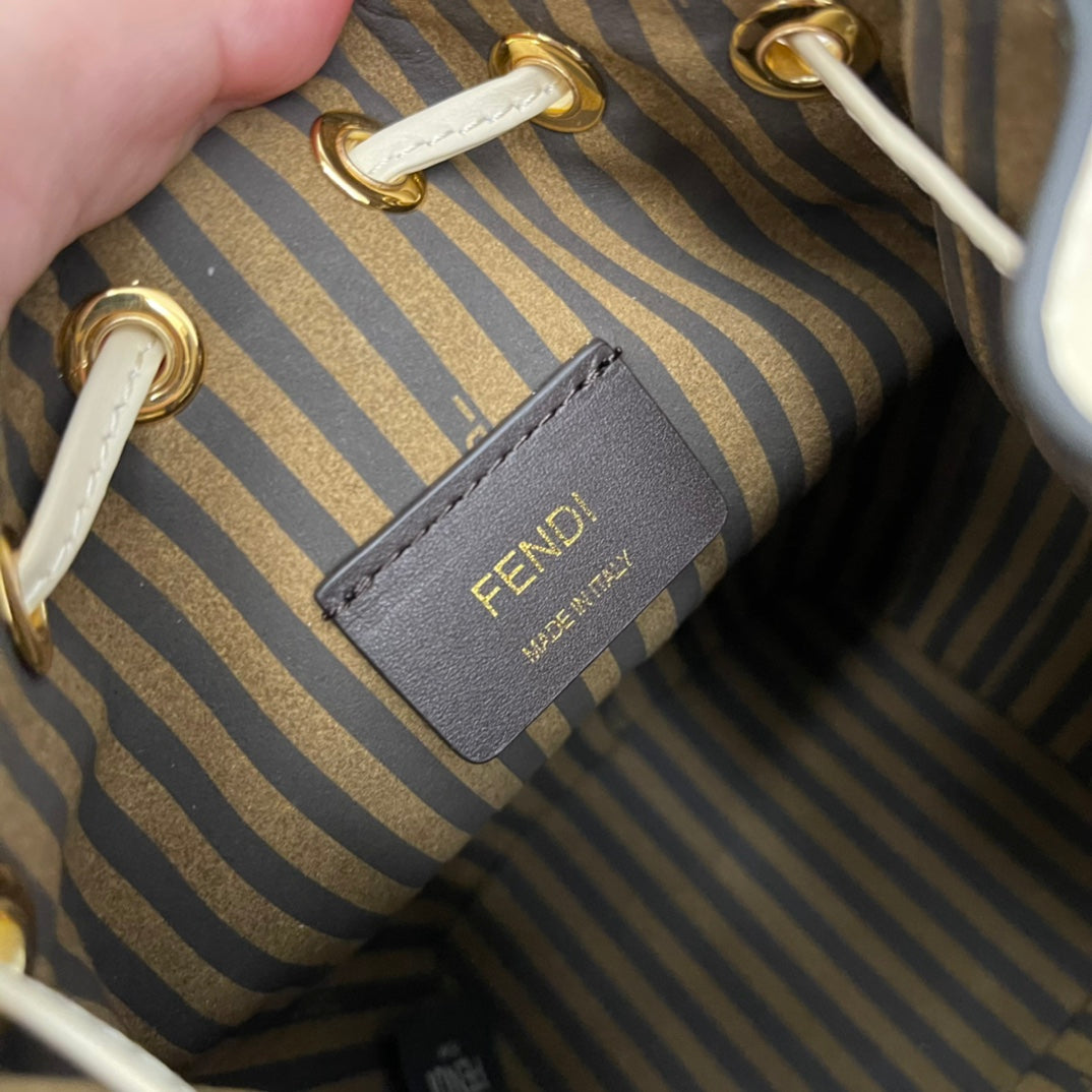 Fendi Mon Tresor White Leather Small Bucket Bag with Embossed Logo