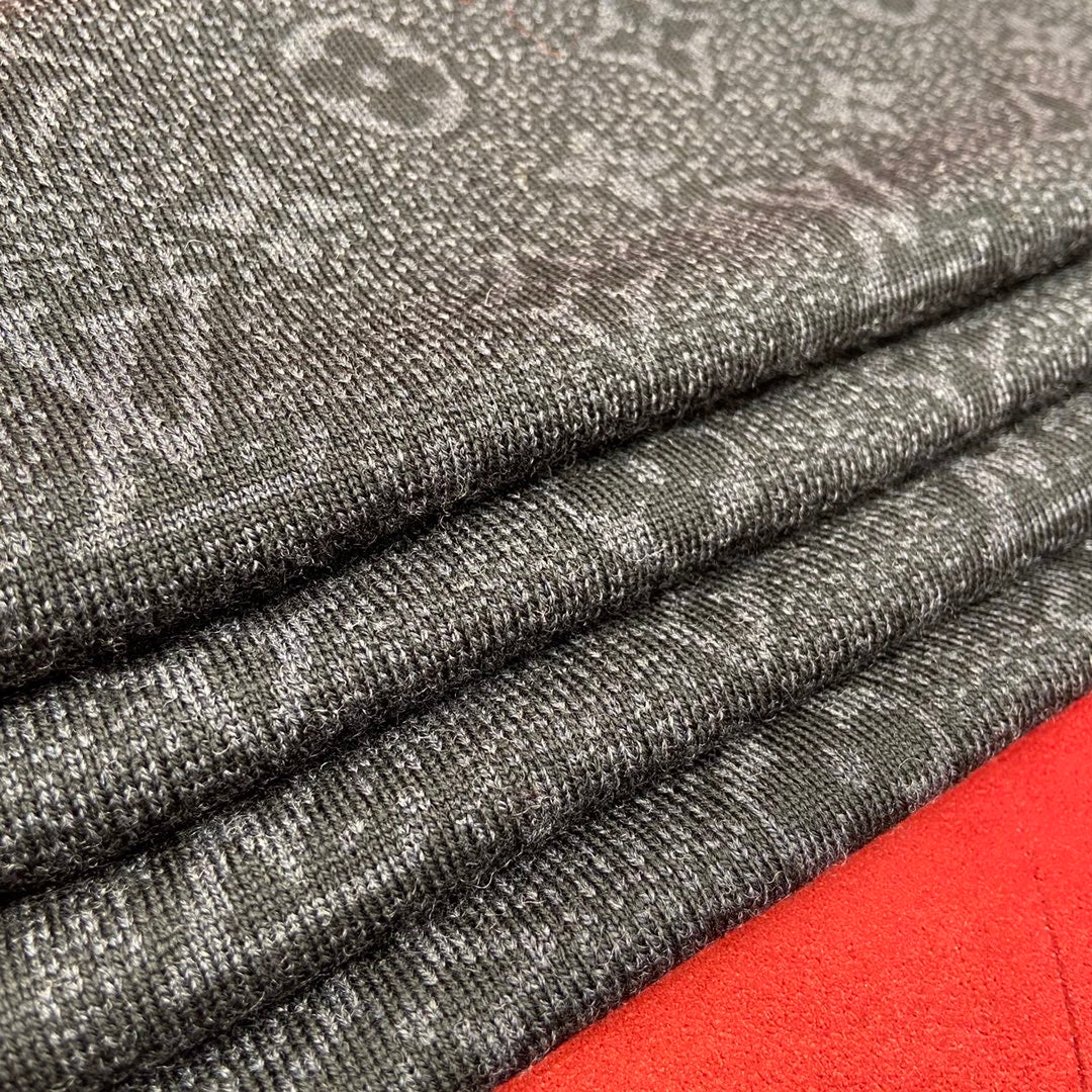 Louis Vuitton Monogram Classic Scarf - Anthracite Grey Luxury Wool Winter Scarf