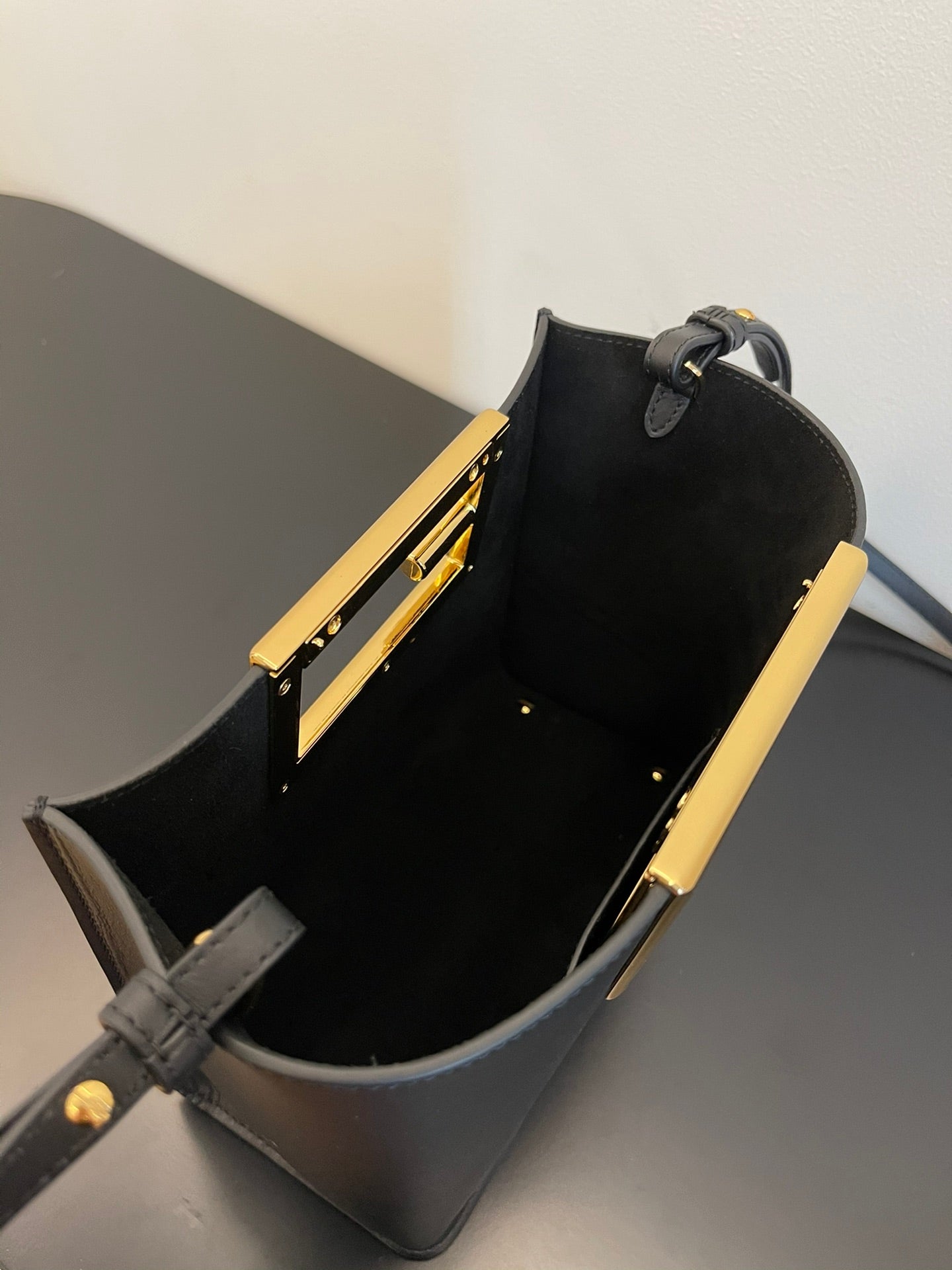 Luxury Black Leather Mini Bucket Shoulder Bag with Gold Metal Logo Buckle