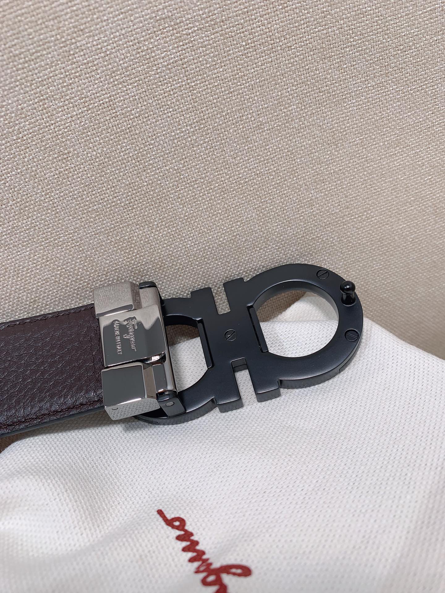 Salvatore Ferragamo Men's Gancini Leather Belt, Black with Patterned Black Gancini Buckle