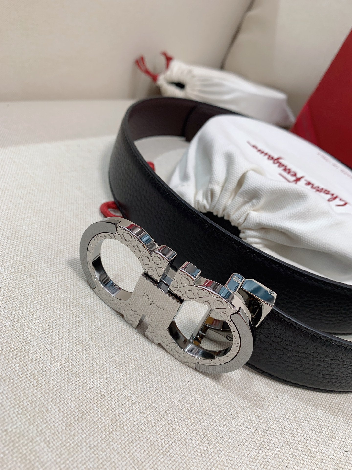 Salvatore Ferragamo Men's Gancini Buckle Leather Belt - Black Pebbled Leather with Engraved Silver-Tone Hardware