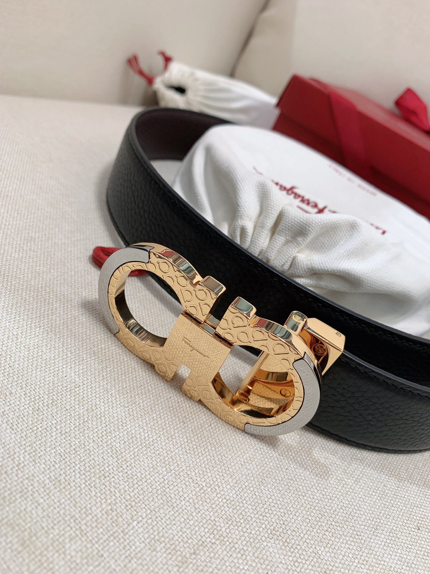 Salvatore Ferragamo Men's Gancini Buckle Leather Belt, Textured Gold and Silver-Tone Hardware, Black Leather