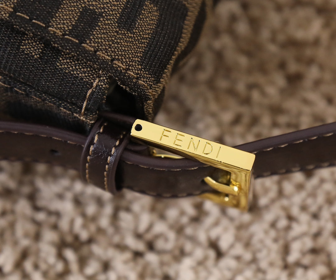 Fendi Vintage Zucca Canvas Baguette Shoulder Bag - Brown &amp; Black