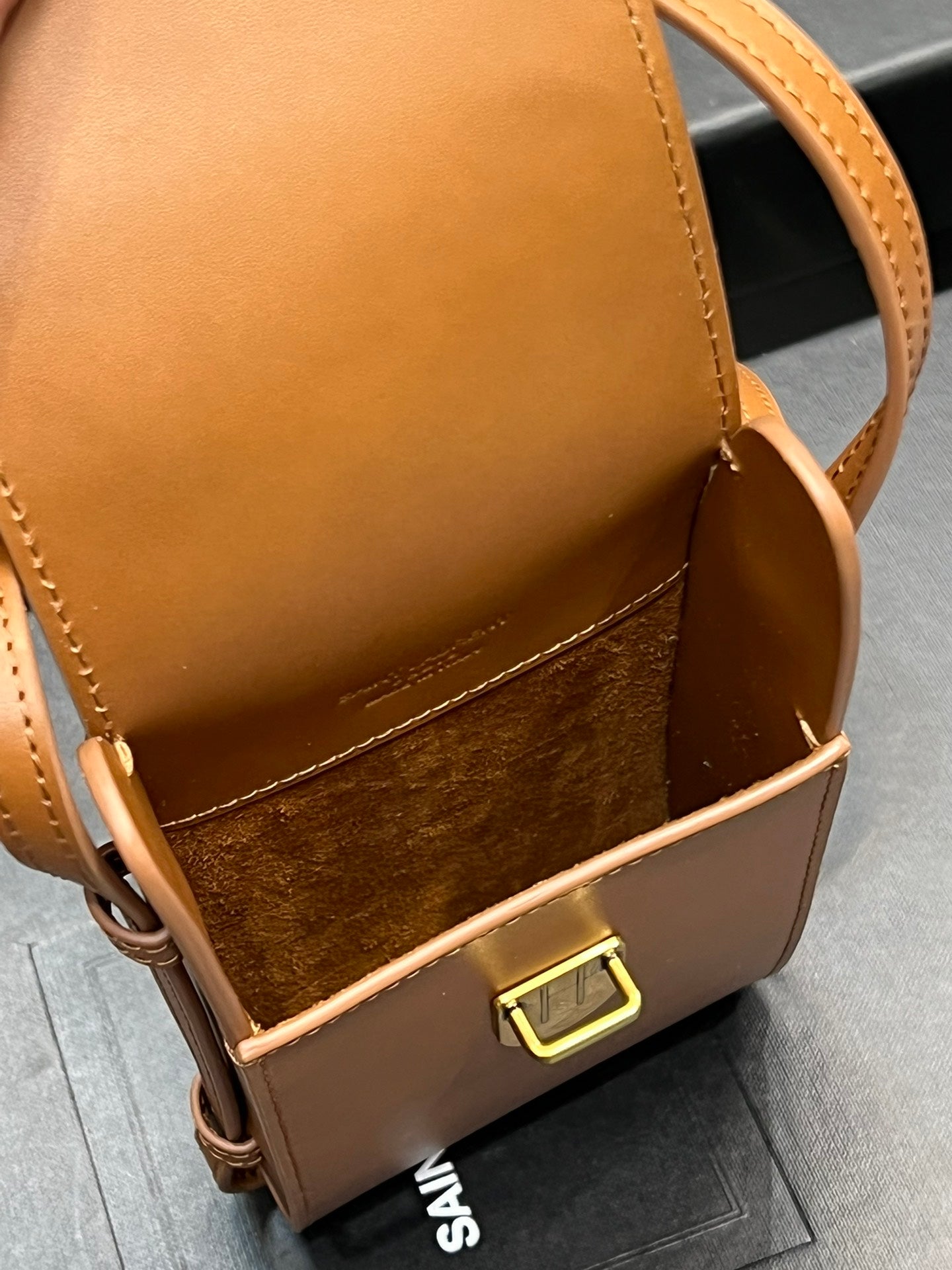 Small Tan Leather Crossbody Phone Bag with Gold-Tone Clasp