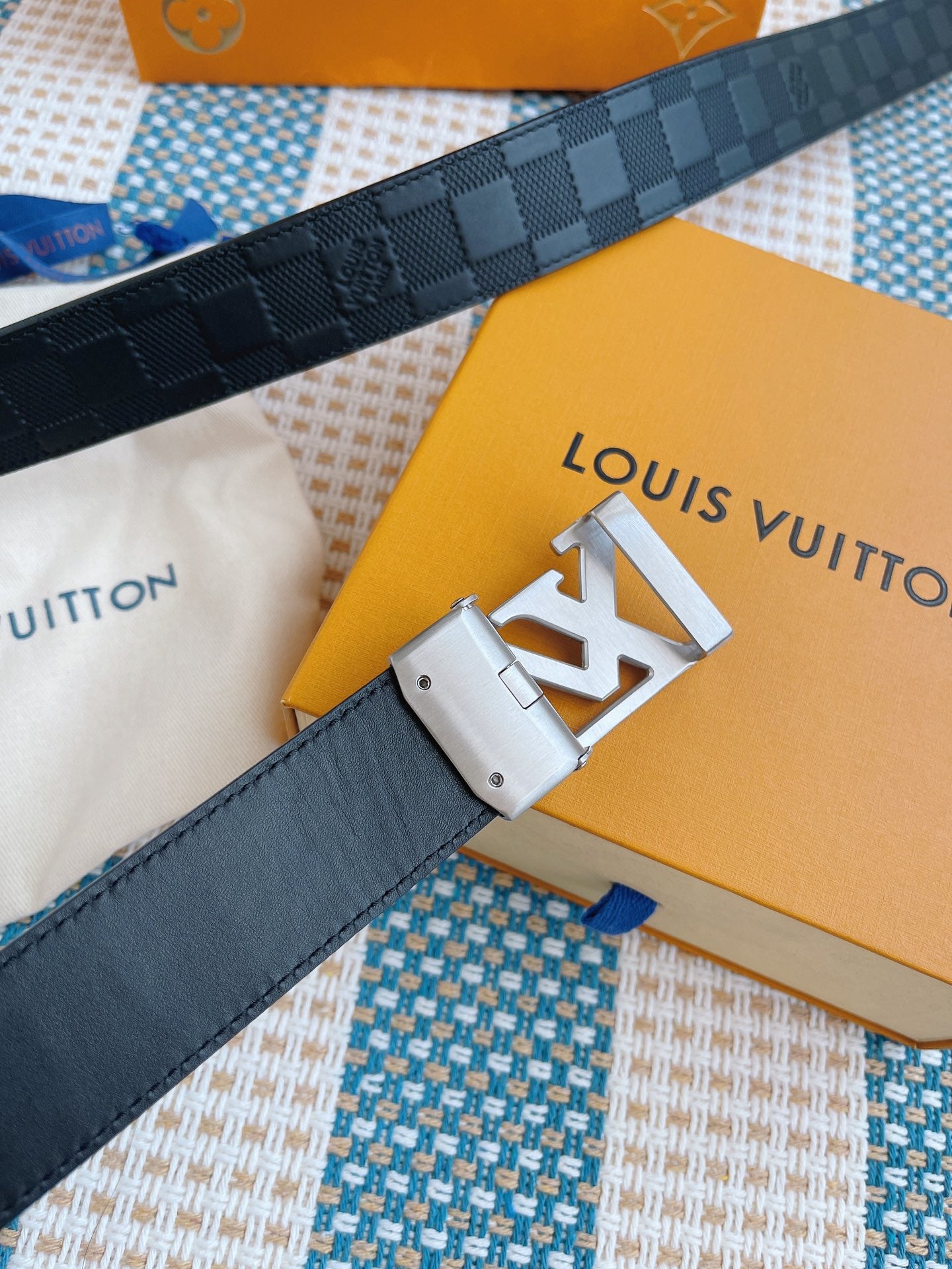 Louis Vuitton Men's LV Initiales 40mm Reversible Belt - Damier Infini Leather, Onyx Black, Silver-Tone Hardware